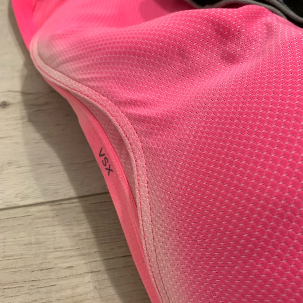 Sports bra bundle - Picture 4 of 7